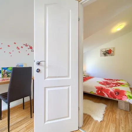 Muciceva Ravan Apartmán